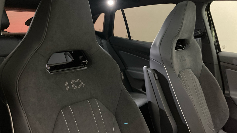 Volkswagen ID.4 210kW Black Edition Pro 77kWh 5dr Auto Electric Estate